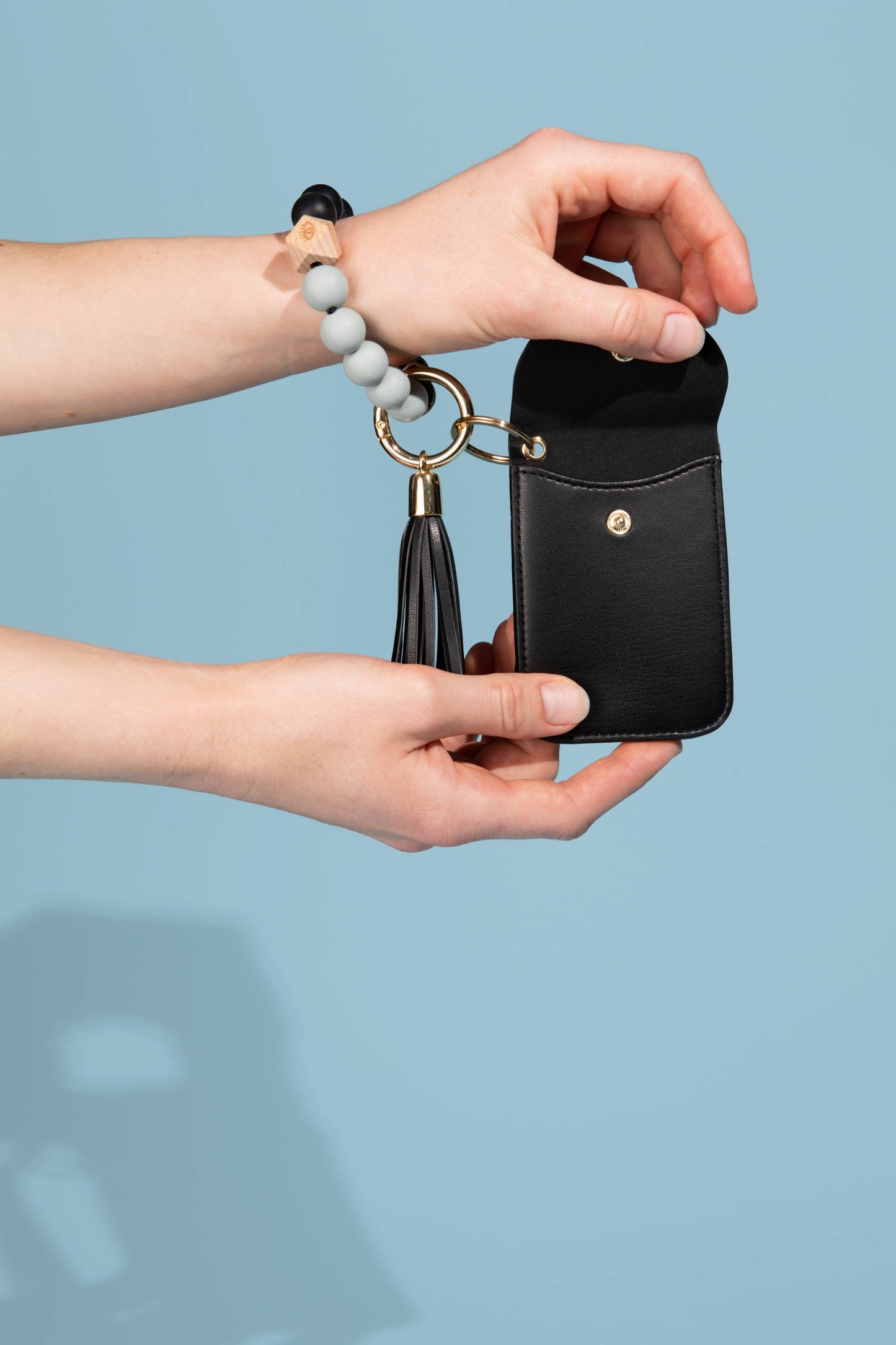 Silicone Bracelet Card & Coin Purse - Keychain Wallet (Laura)